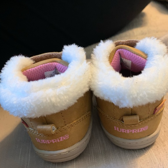 Brand new adorable girl winter boots - Picture 2 of 4